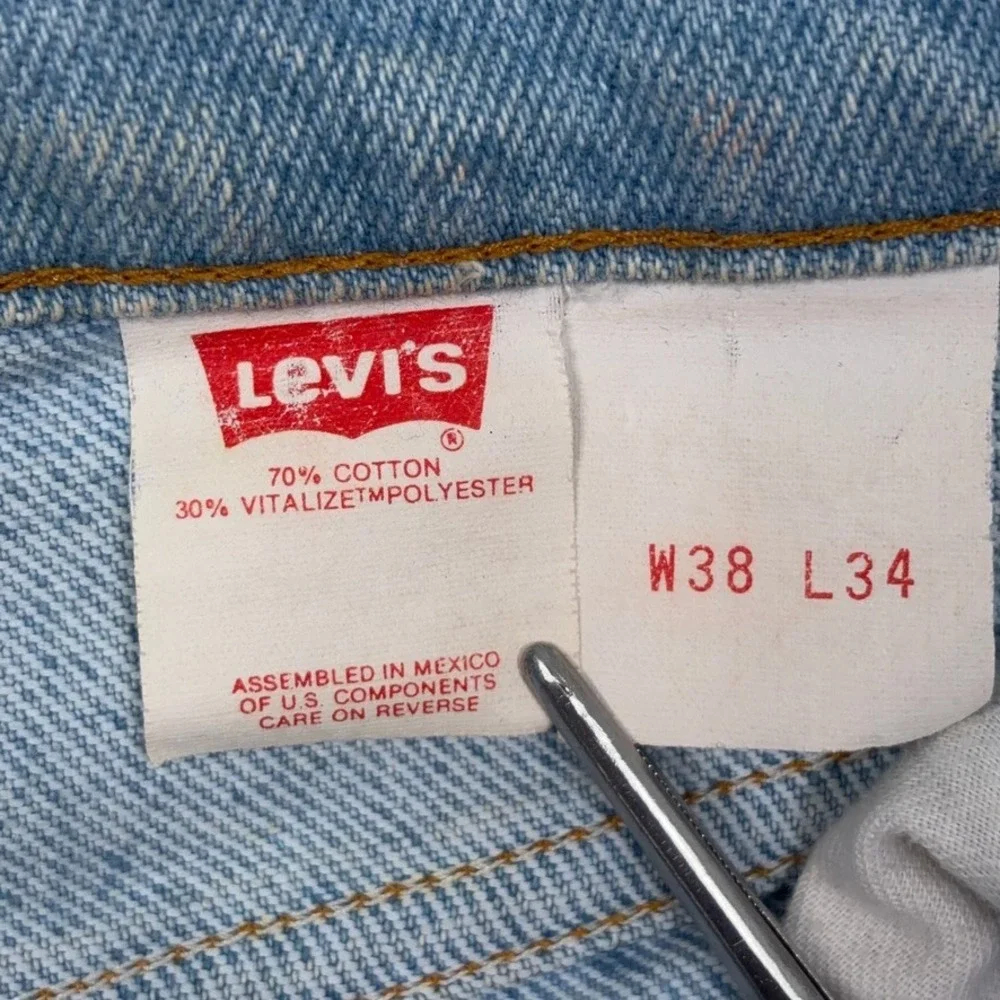Vintage Levis Jeans Men 38x34 Light Wash Blue Solid Denim Silver Medal 90s